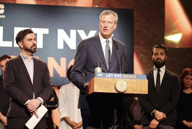 Mayor de Blasio Officially Repealed the Cabaret Law at an Event in Bushwick