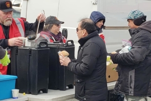 Local Volunteers Pull Together to Serve the Homeless of Bushwick During Temperature Drops