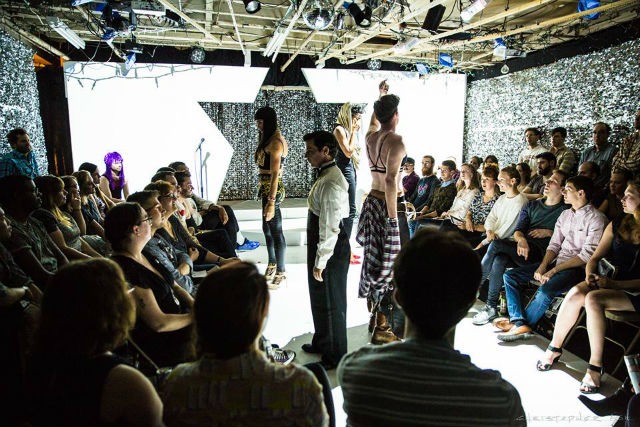 A Free “Theatrical Pub Crawl” Will Bring Site Specific Street Theater to Bushwick