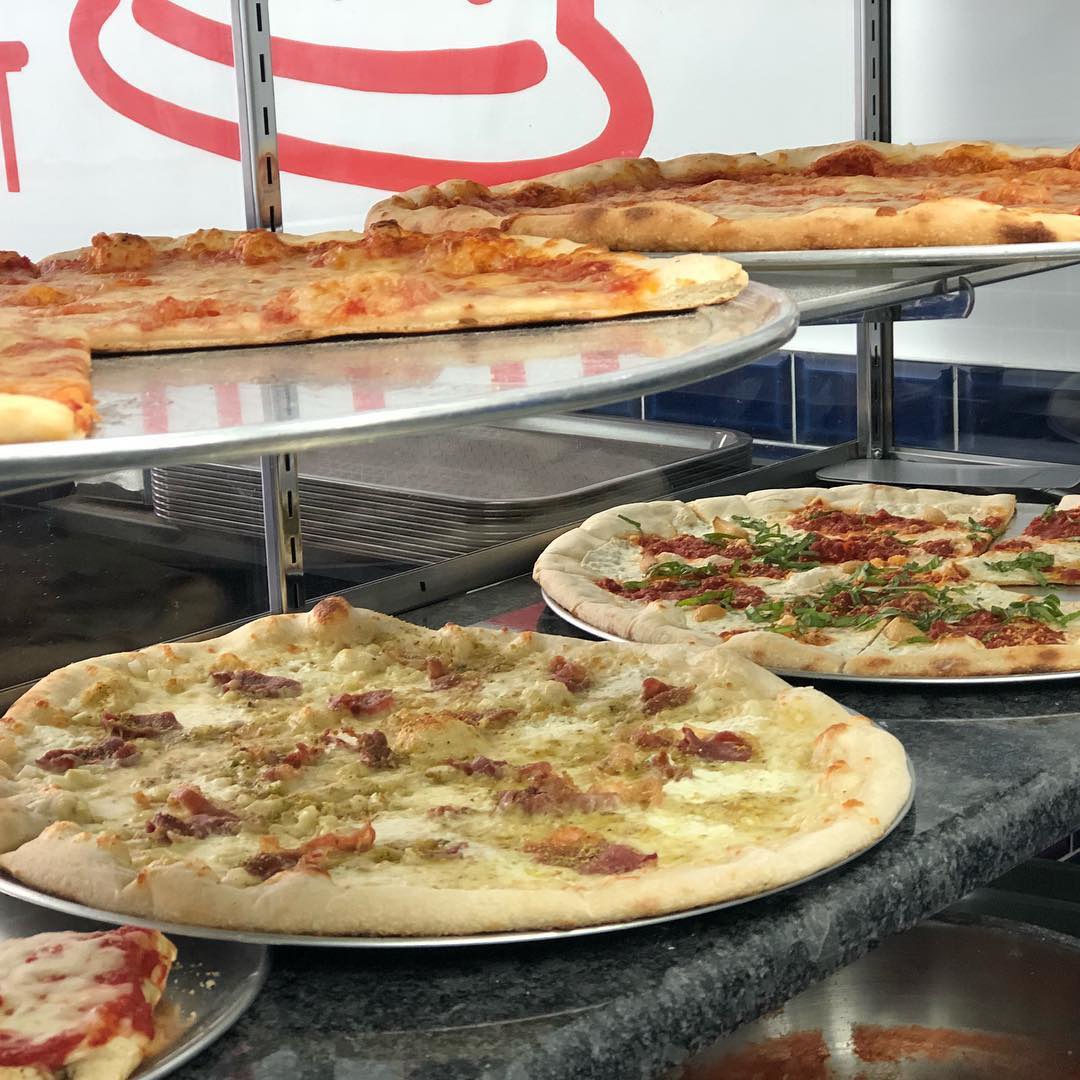 ‘Sauced Pizza’ has replaced Norbert’s on Flushing Ave