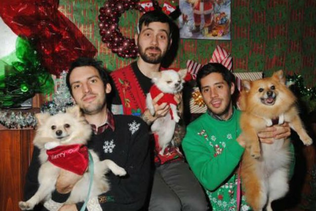 Bust Out Those Matching Sweaters: Bushwick Bark’s Awkward Family Holiday Pet Photoshoot Is Nigh!