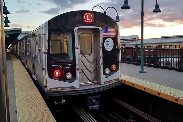 See Rent Rate Fluctuations by L Train Subway Stops (Then Scream & Move to Canarsie)