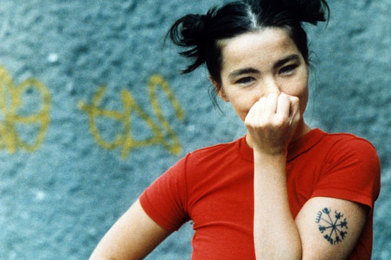 The Björk-in-Bushwick Obsession Continues: She Was at Dun-Well But Didn’t Get a Donut