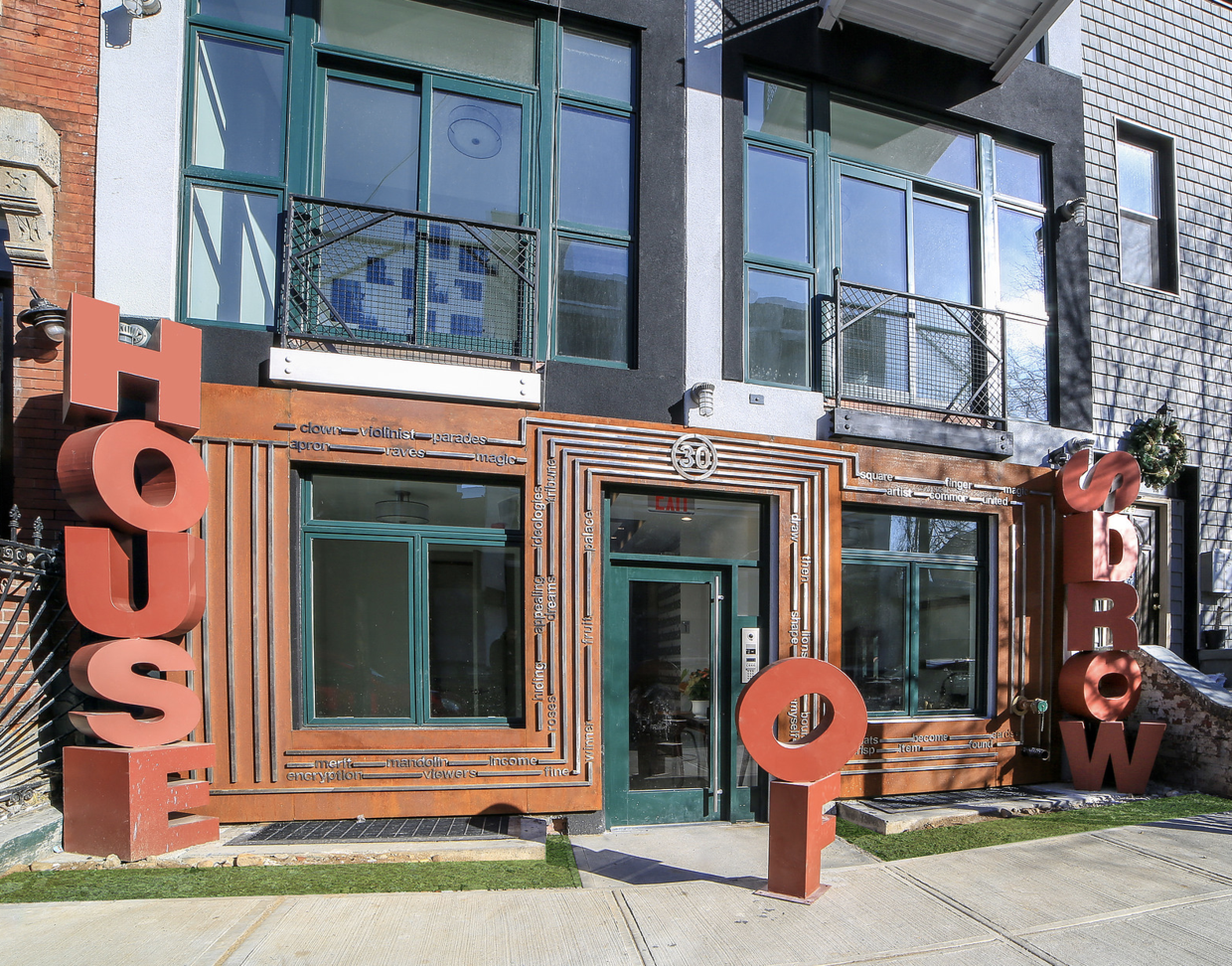 A New Building in Bushwick Combines Two Neighborhood Themes: Art and Pricy Apartments