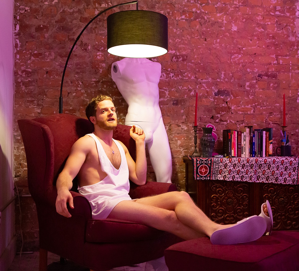 Queer Immersive One-Man Show BLEACH Makes All of Bushwick its Stage